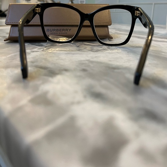 Burberry Sylvie black eyeglass frames non rx lenses, case, wipe included - Picture 6 of 14